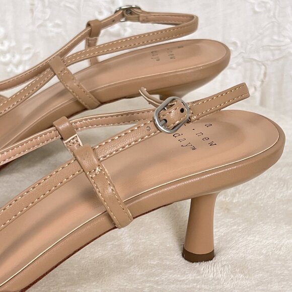 A New Day "Annette" Nude Kitten Heel Slingback Pointed Toe Dress Shoes NWOB - Picture 6 of 11